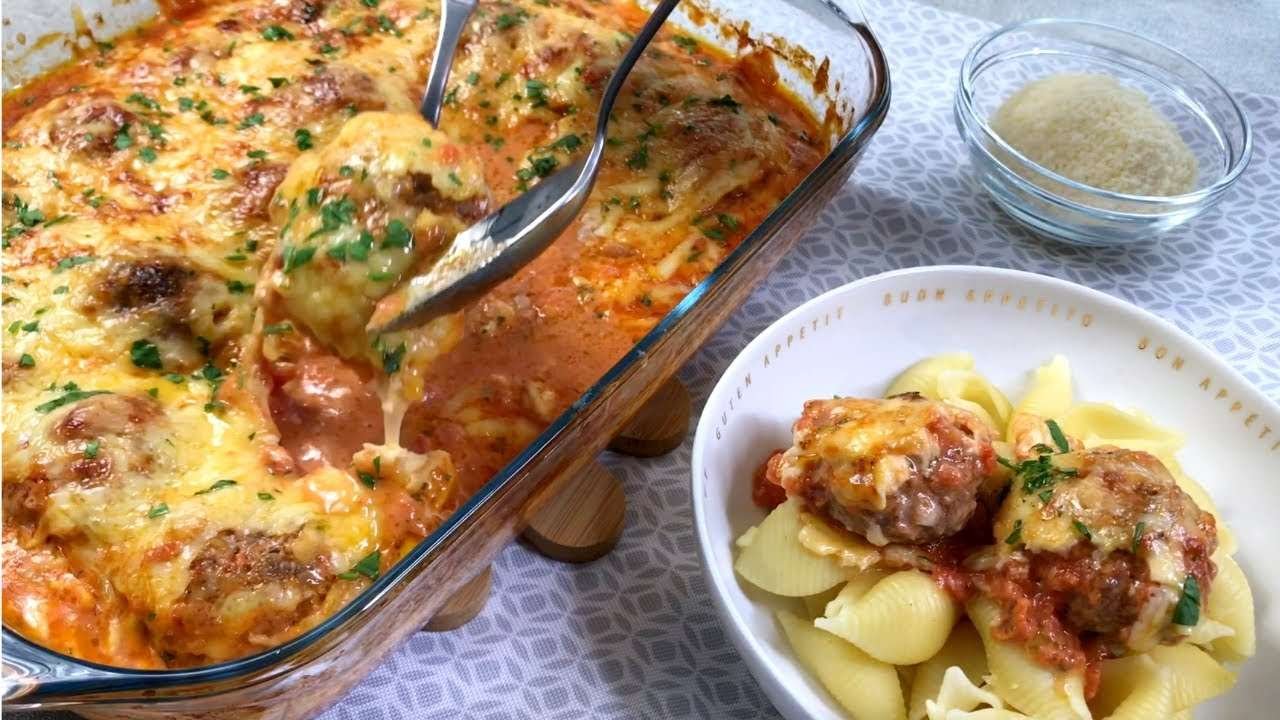 Meatballs in Oven – Easy Recipe with Tomato Sauce