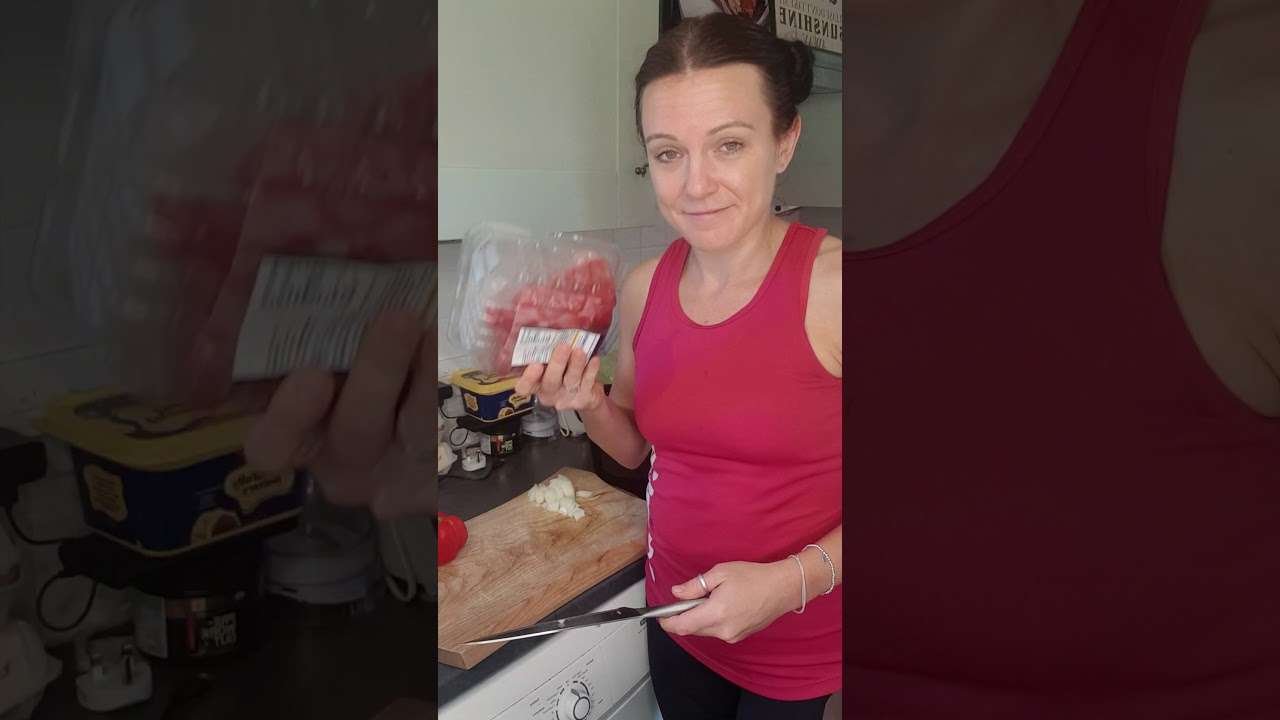 Slow Cooker Hungarian Beef Goulash