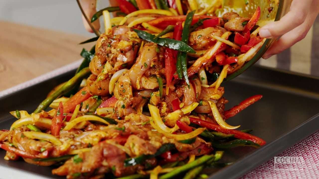 Easy Baked Chicken Fajitas