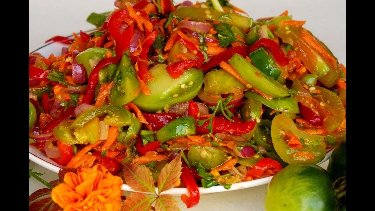 მკვახე პომიდორის სალათა. Green raw tomato salad,For the winter