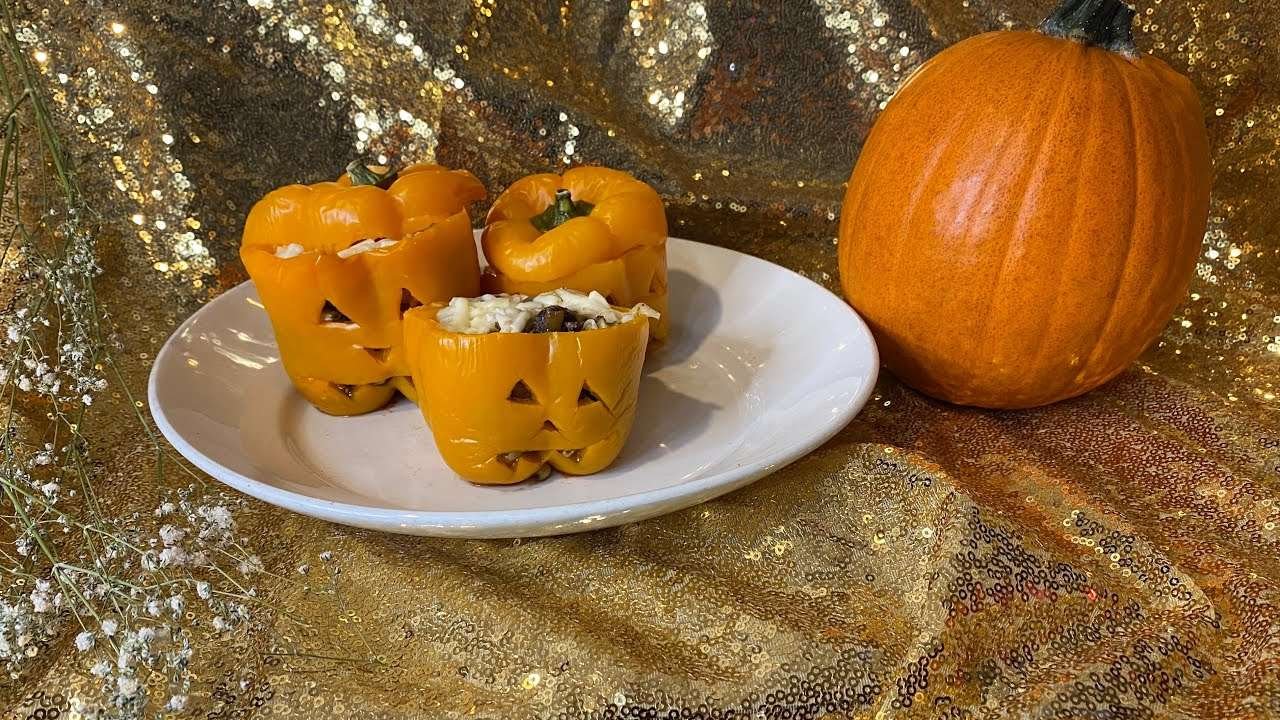 How to make Spooky Stuffed Bell Peppers | Vegan Recipe
