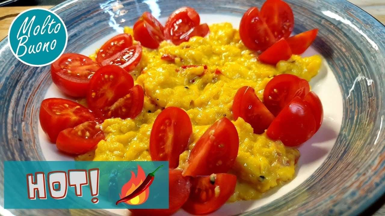 For The Spicy Food Lovers – Chili Scrambled Eggs 🥘🌶🥚 | Day.3 || Molto Buono