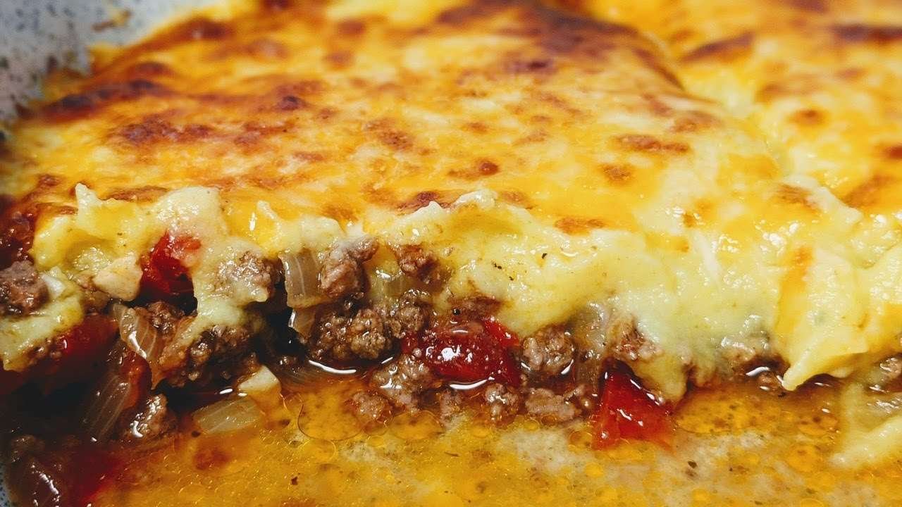 Keto Cauliflower Mash & Meat Casserole