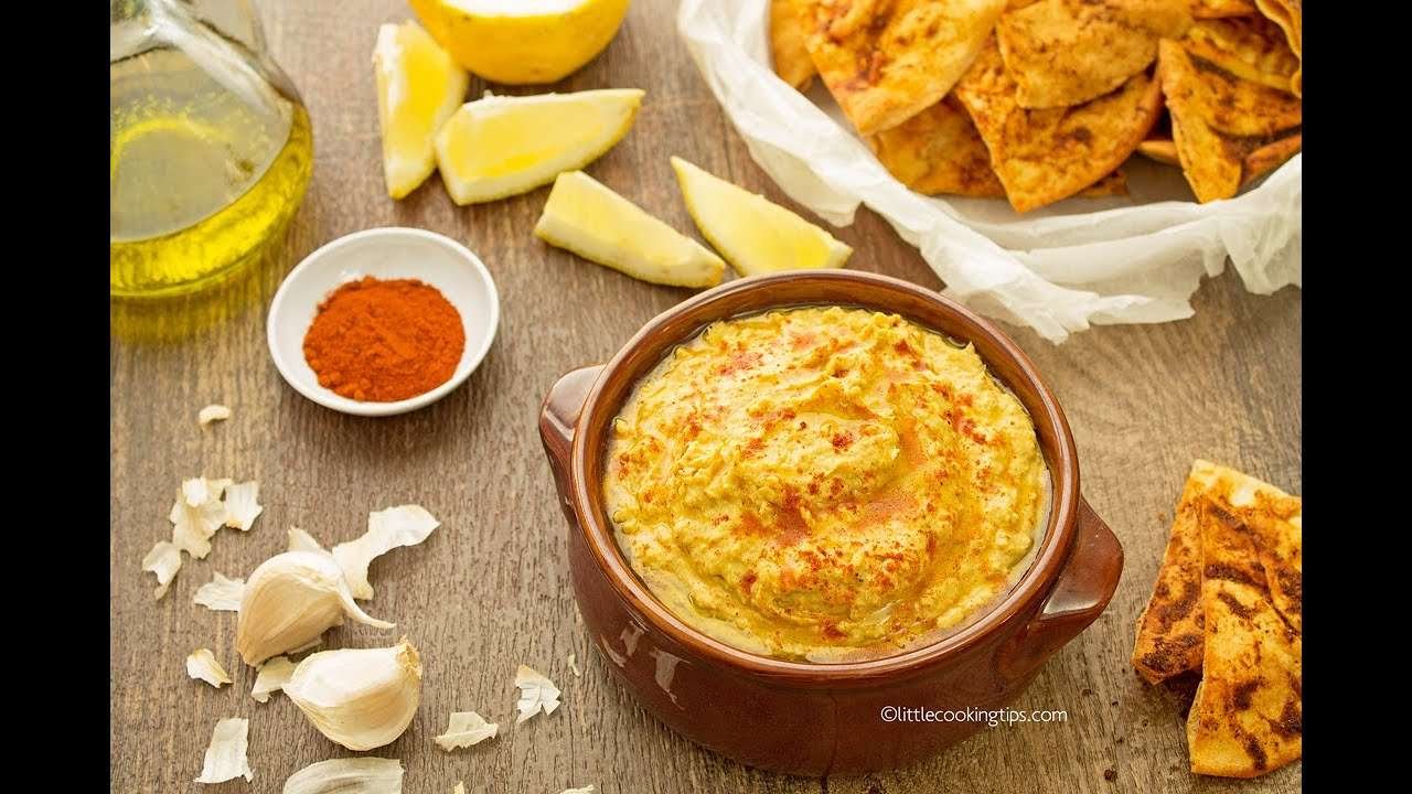 No-tahini Creamy Spicy Hummus with Paprika Pita Chips