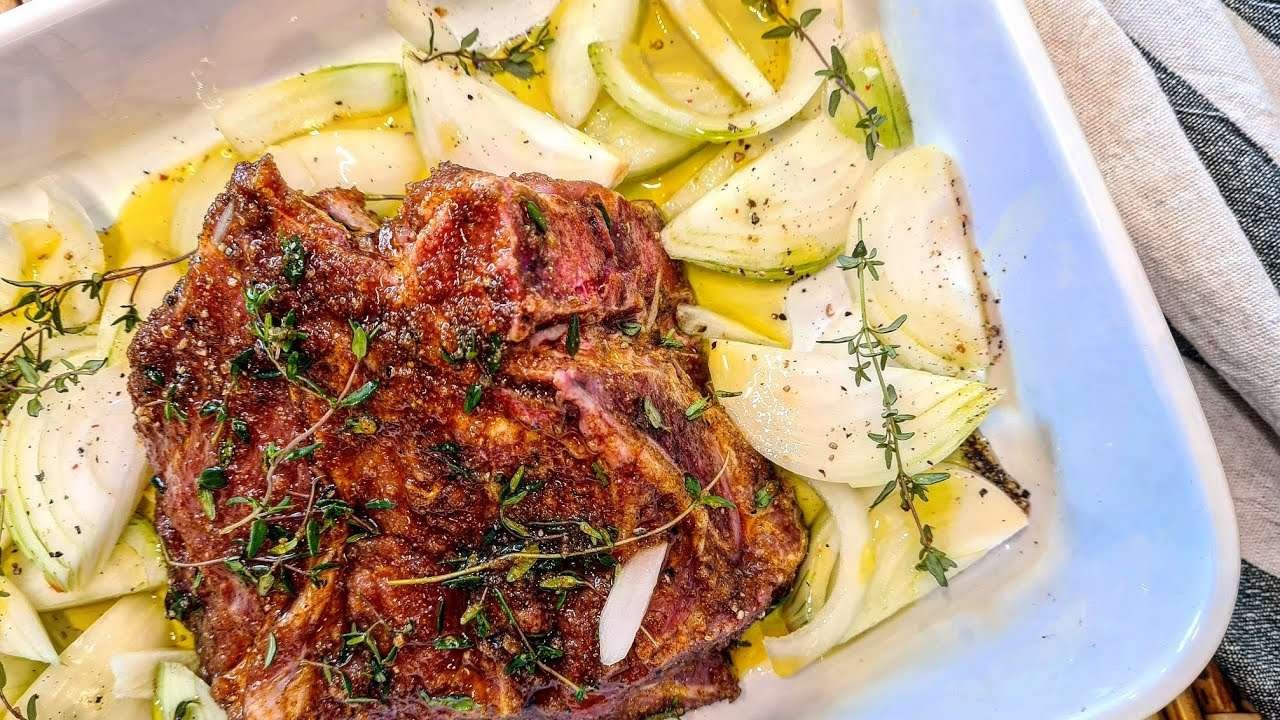 PULLED PORK w/ MASH POTATOES