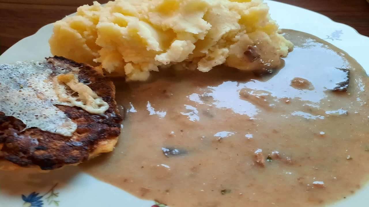 Mushrooms in goulash/ Delicious lunch