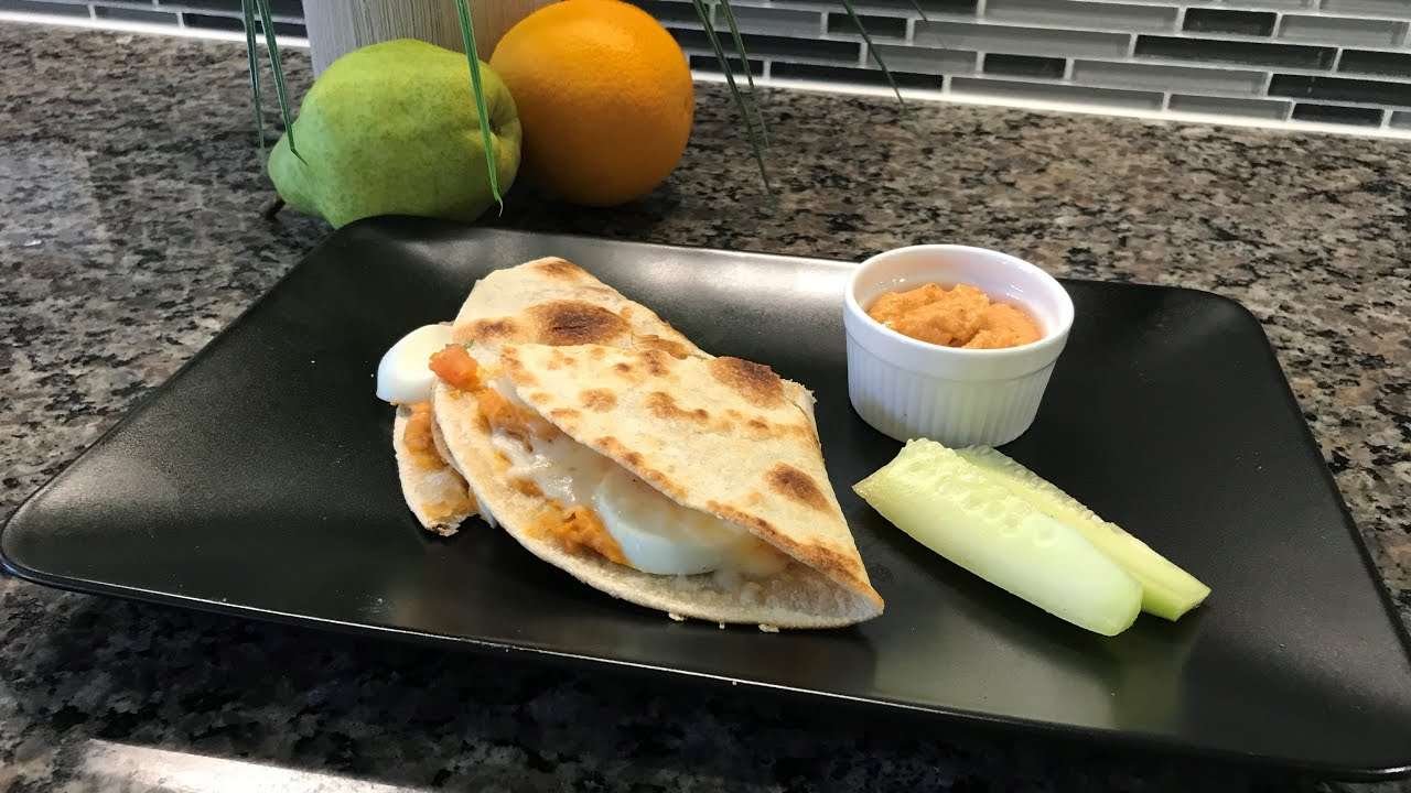 Homestyle Cheesy Egg Quesadilla | Protein Rich Lunch Box Recipe