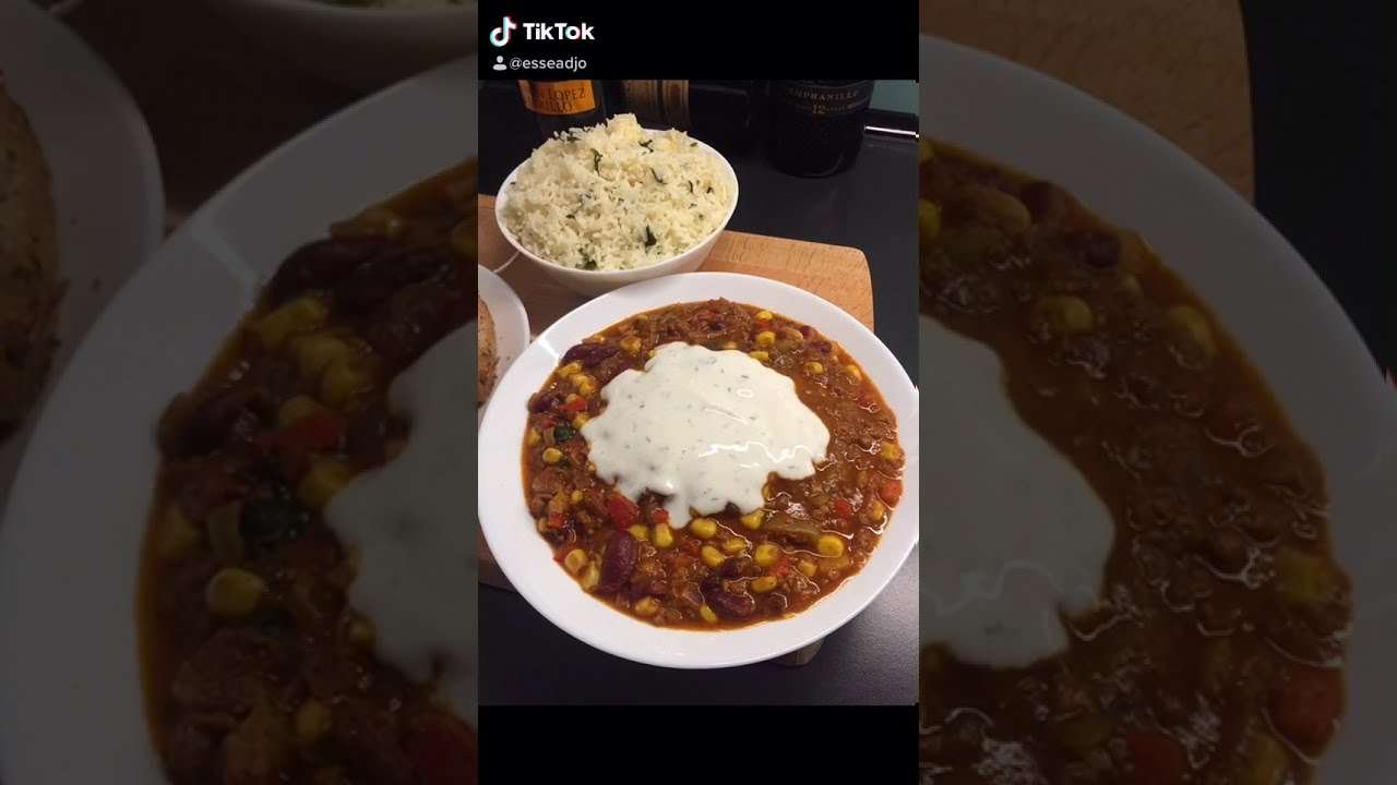 Chili Con Carne? Chili Sin Carne? (Vegan recipe)