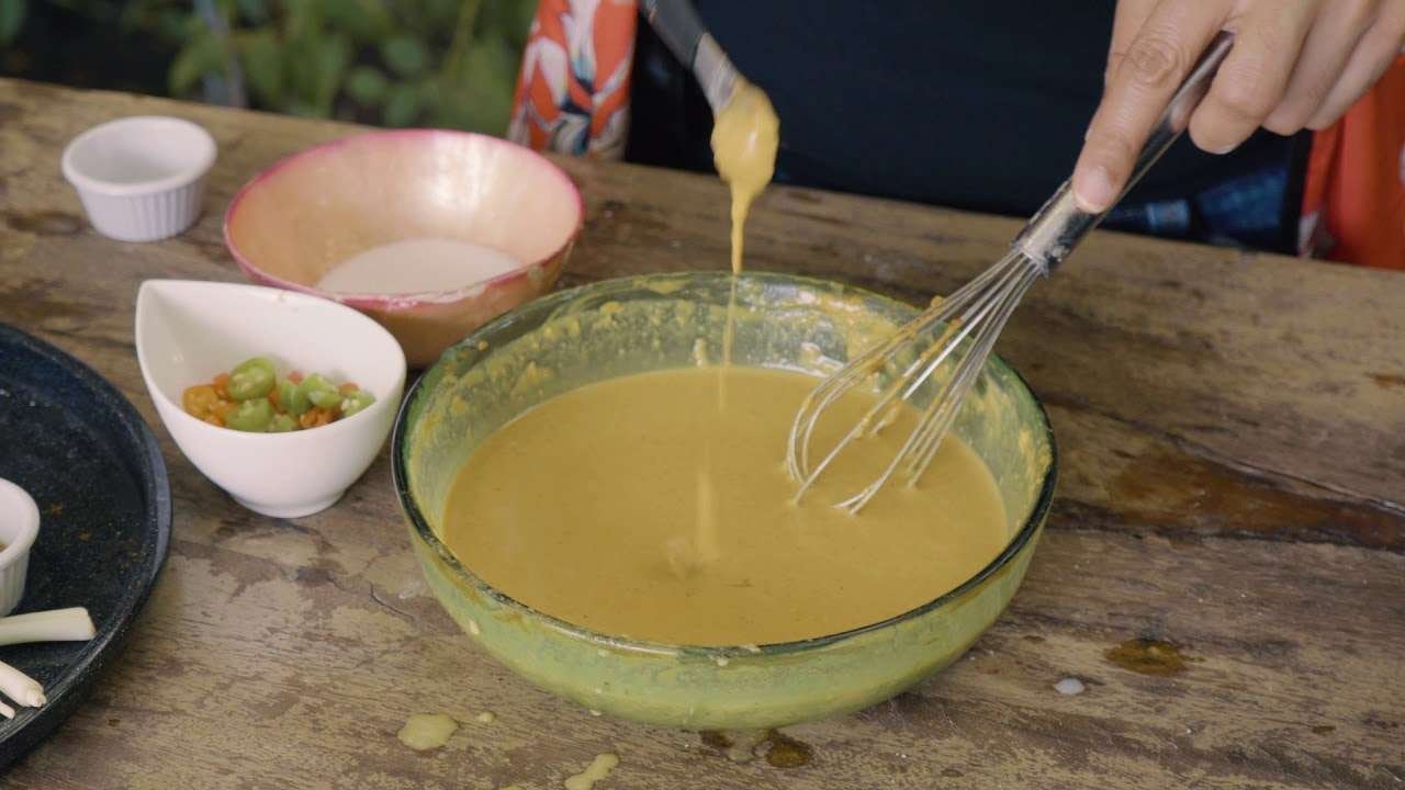 Easy Foolproof SPICY CHICKEN SATAY NOODLES Recipe | GOURMETKIM