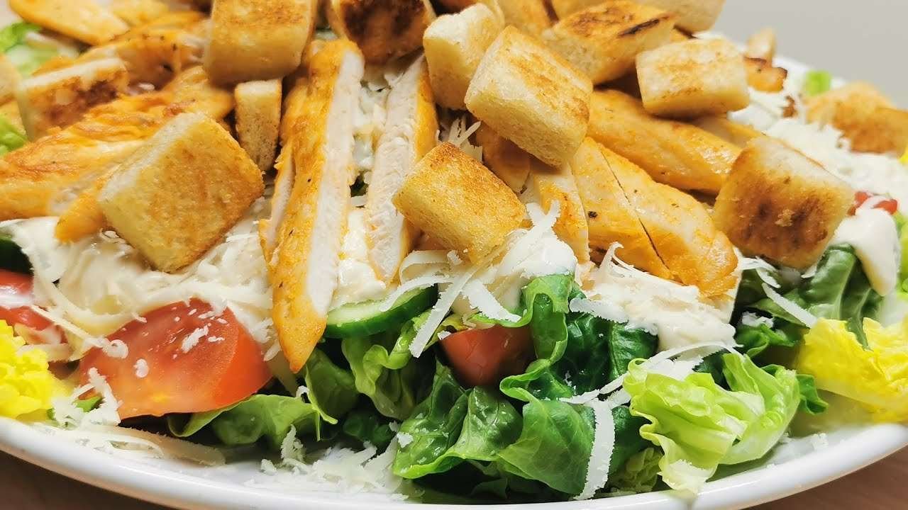 Cäsar Salat mit Hähnchen und Croutons 😋😋 chicken caesar salad, lecker und einfach