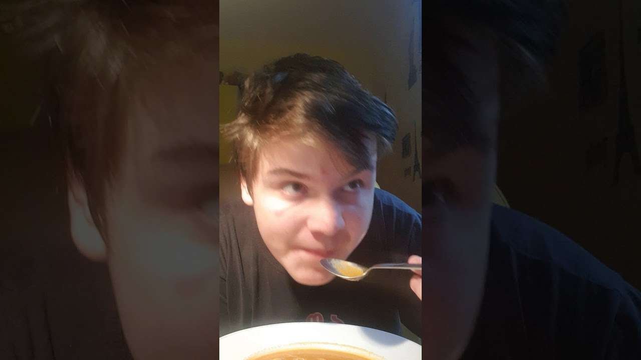 eating chicken paprikash while my german teacher talks in the background