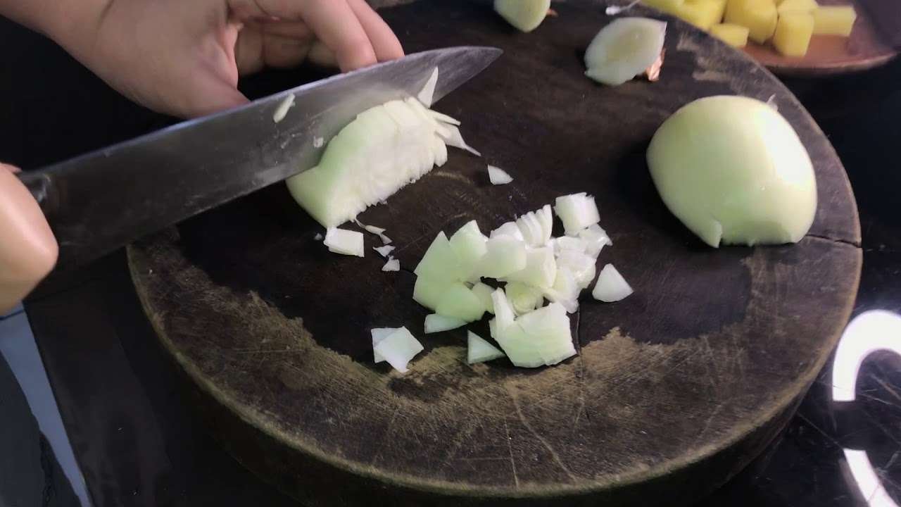 Goulash Soup – Ferren Angelyn – 01541200061