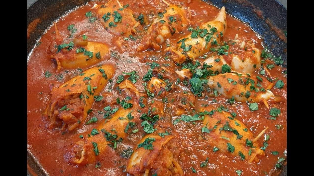 Stuffed calamari with tomato sauce I Tami kitchen#calamari#كاليماري محشي#