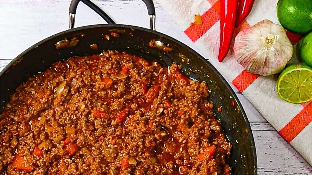 Keto Beef Chili Recipe – Low Carb as Hot & Spicy as You Want (Easy)