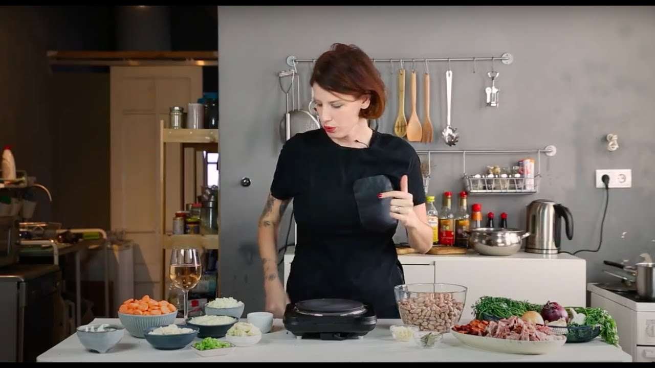 HEARTY BEAN SOUP a.k.a "Jókai bableves"