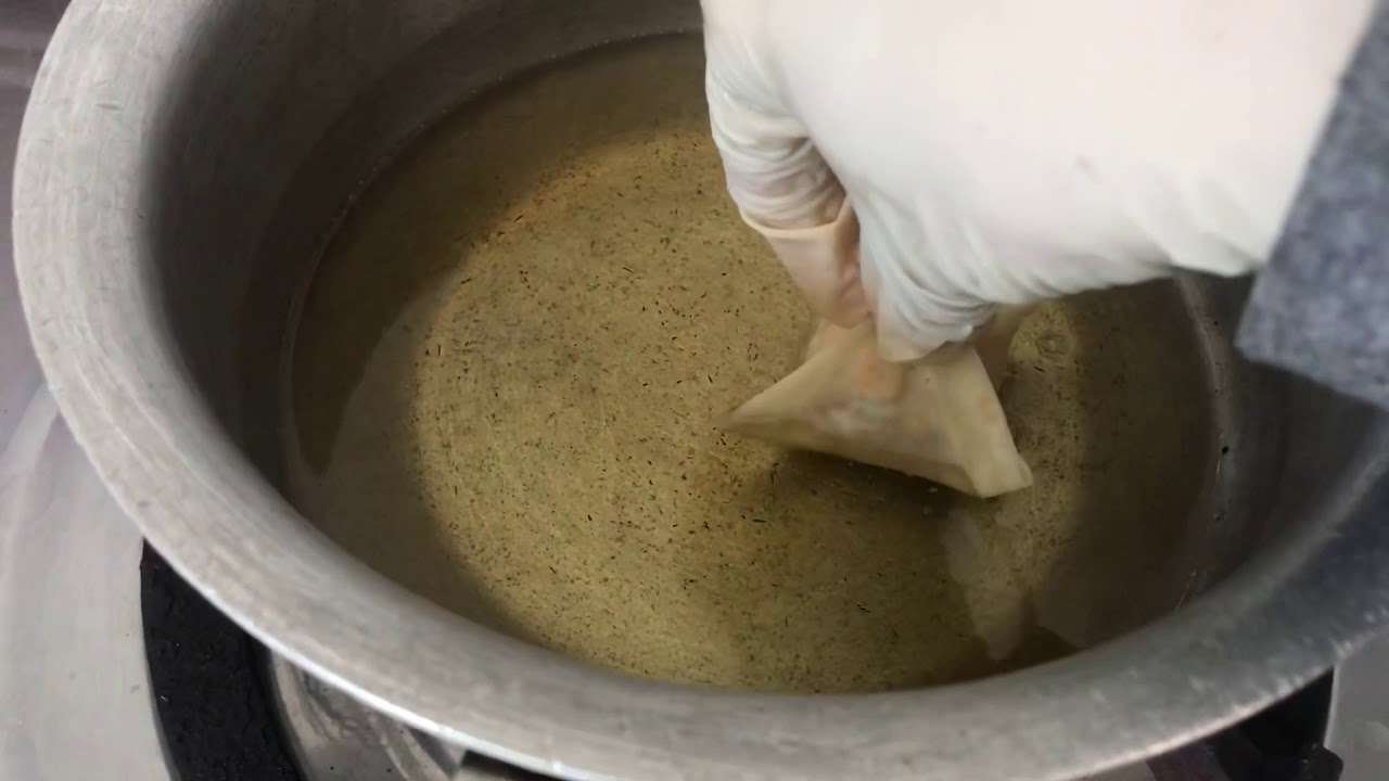 Smoked Paprika Chicken Wonton || Easy & Tasty || Homemade wonton || Fried Wonton || Desi Buds