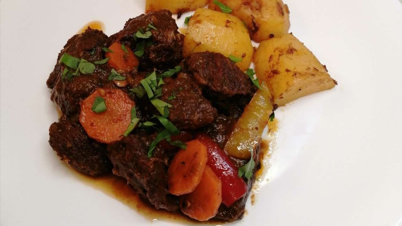 JAMAICAN BROWN STEW  PORK  | ROSE KITCHEN