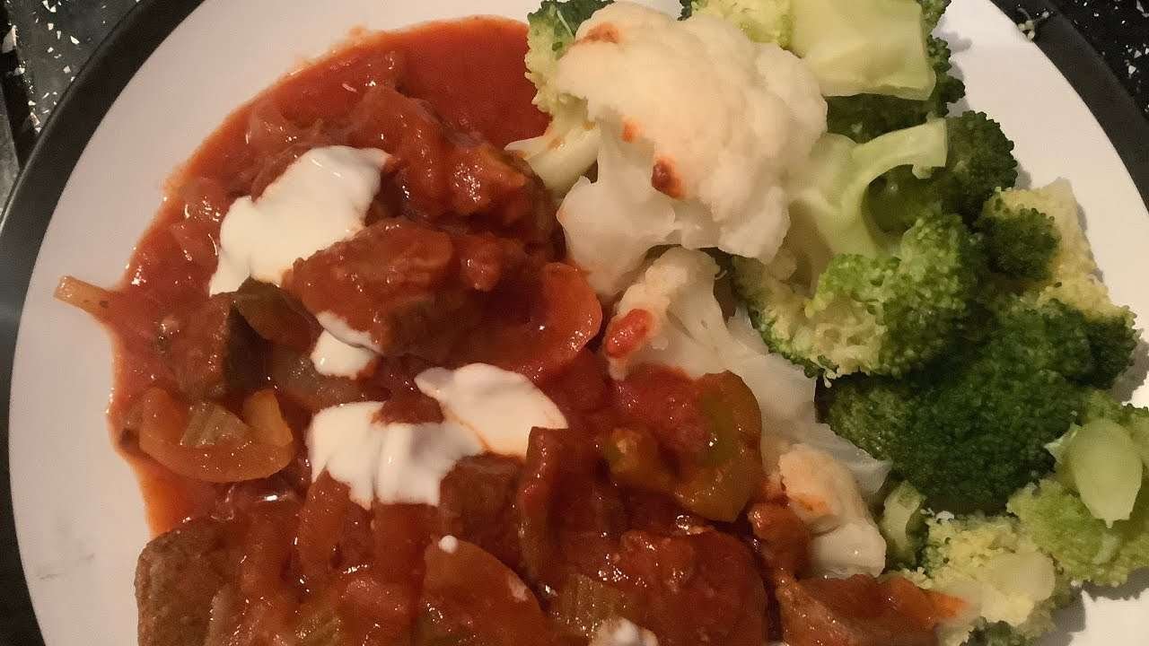 Keto Beef Goulash – Ninja Foodi