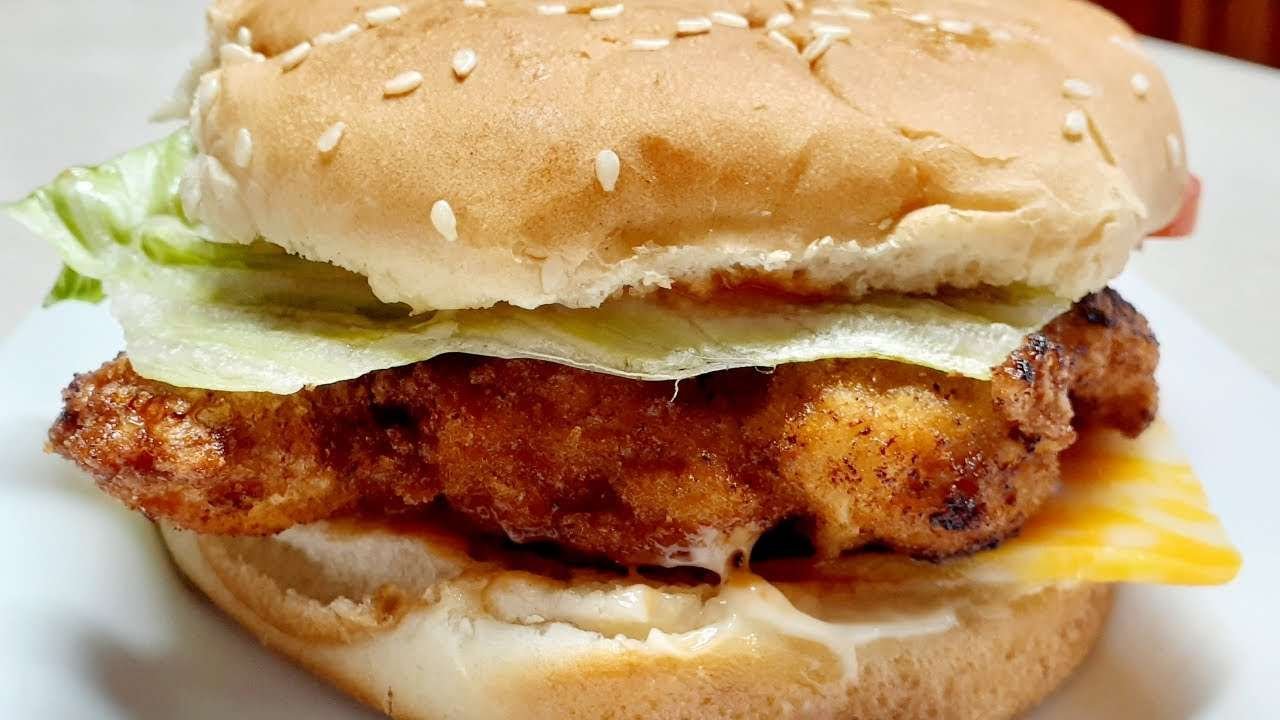 Crispy Chicken Burger Recipe better than ChickfilA ,Homemade Chicken