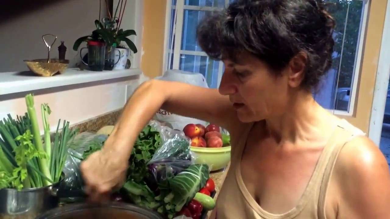 The Best Chicken Paprikash Recipe – Paprikás Csirke Recept