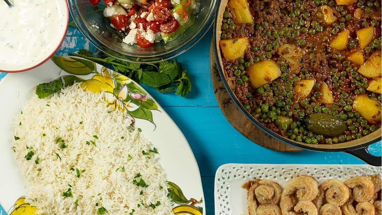 A Delicious Meal Plus Dessert in 60 MInutes! 5 Recipes: Beef & Potato Stew, Rice, Salad, Sauce & Des