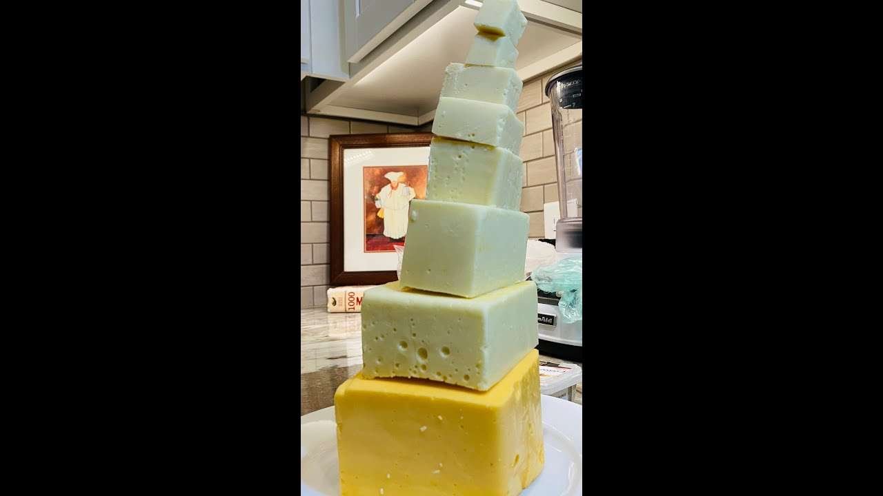 FRIENDS COMING FOR DINNER