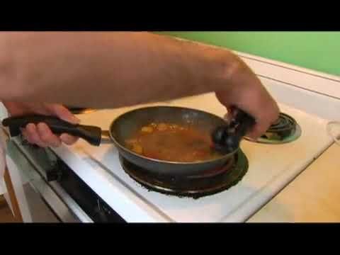 Chicken Paprikash: Heat Tomato Mix