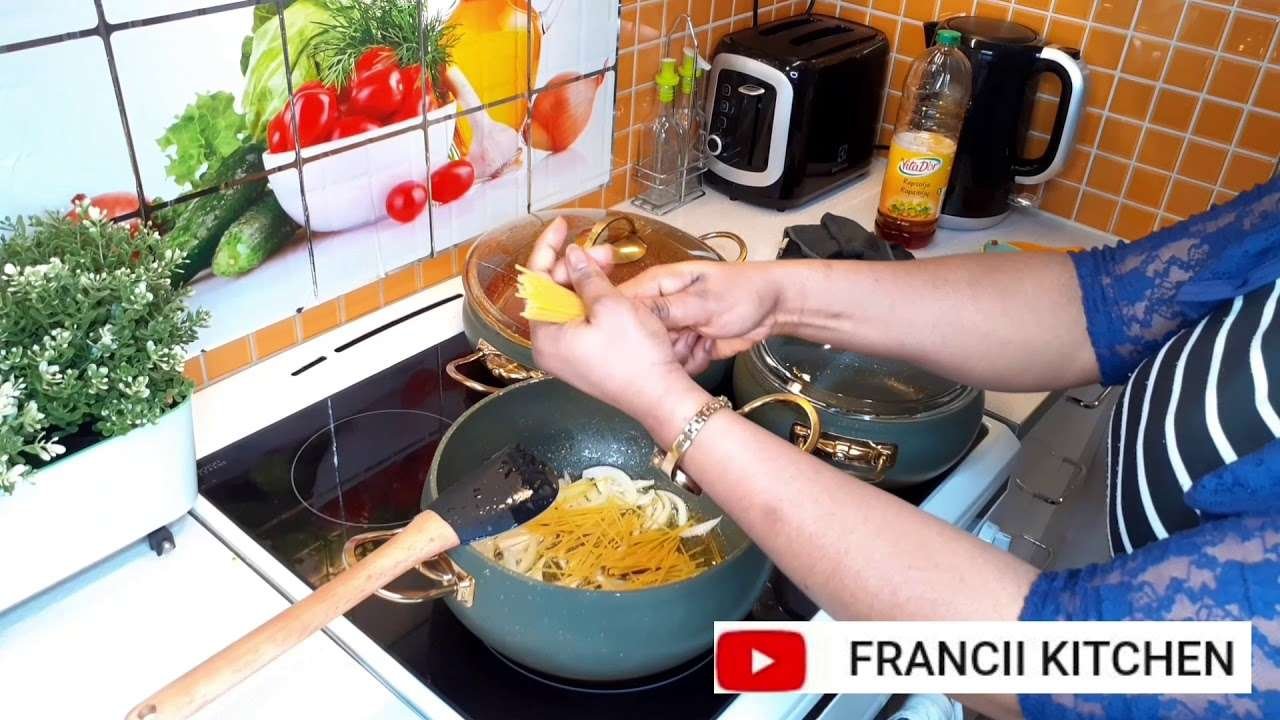 How to make super tasty Chicken stew with Rice & Fried Spaghetti