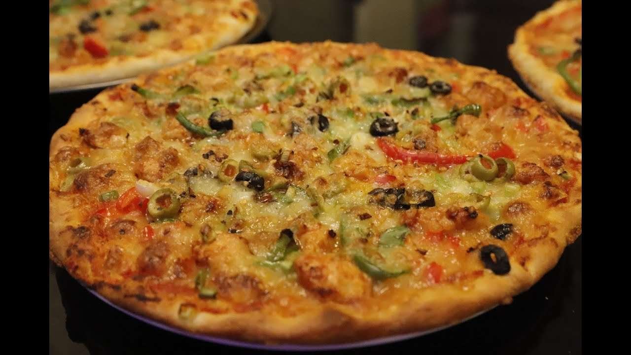 Chicken Boti Pizza| Dough, Pizza Sauce & topping, Very easy Complete Recipe with DUA @ DR´s Kithen