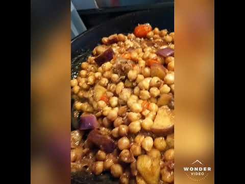 1- POT CHICKPEAS SHAKSHUKA west African Dish…