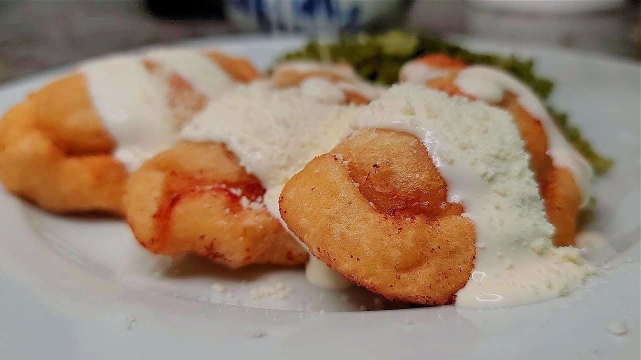 CHICKEN EMPANADAS | GREEN RICE Recipe | What I Made For Dinner