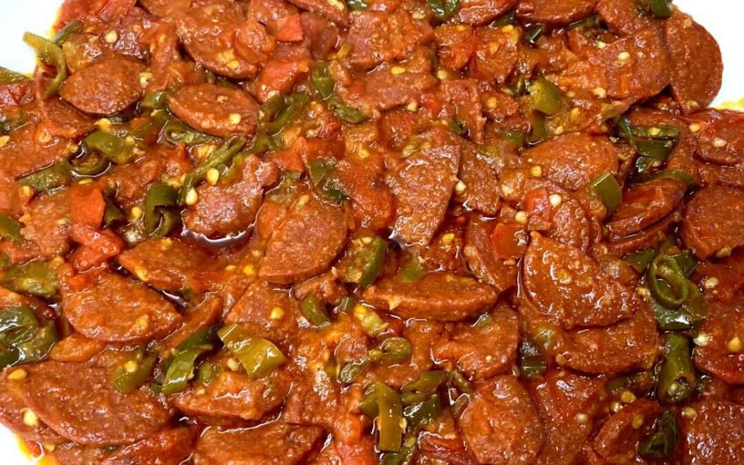 Sausage Recipe with Tomato and Paprika