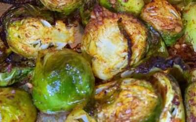 Smoked Paprika Garlic Brussel Sprouts (Quick & Easy)