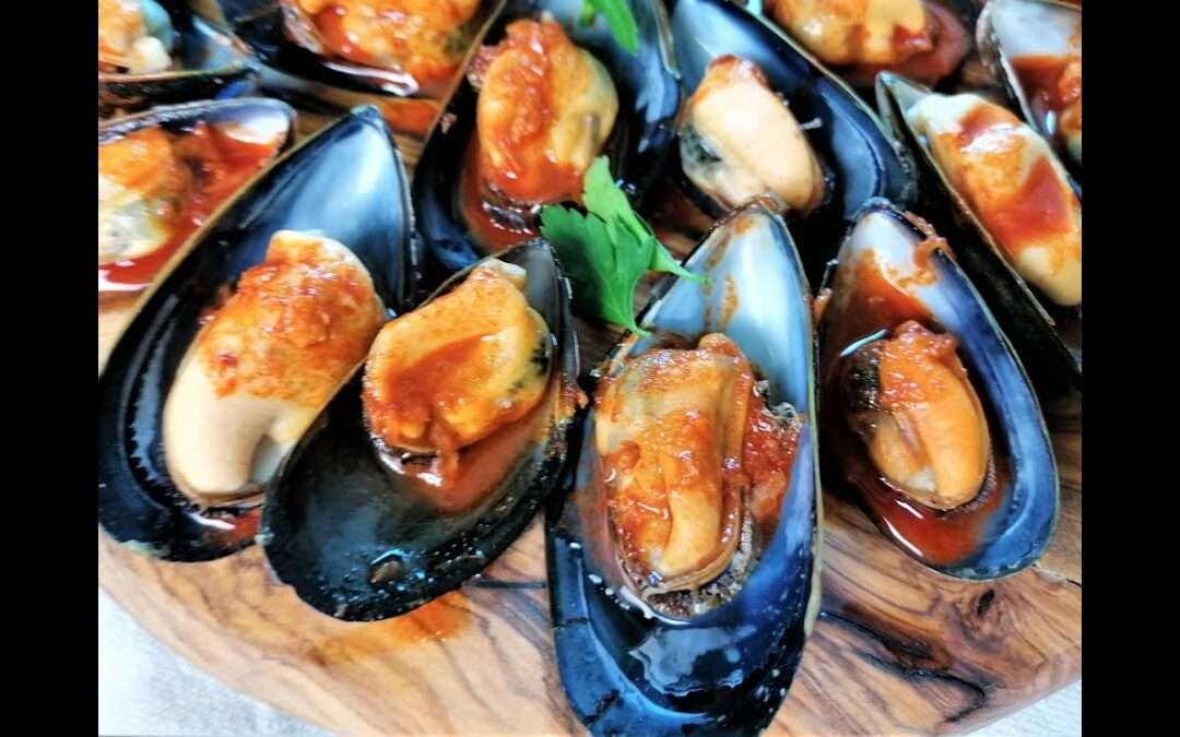 How to make Mussels with garlic and paprika
