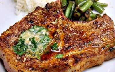 Quick & Easy Garlic Butter Pork Chops Recipe