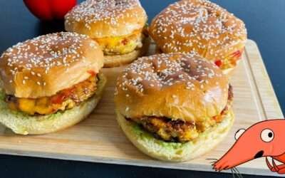 Juicy CHICKEN BURGERS – cheddar cheese and paprika