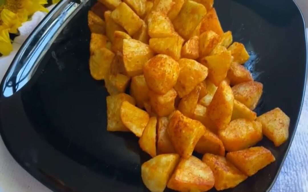 HOW TO MAKE THE BEST PAPRIKA POTATOES EVER!!!