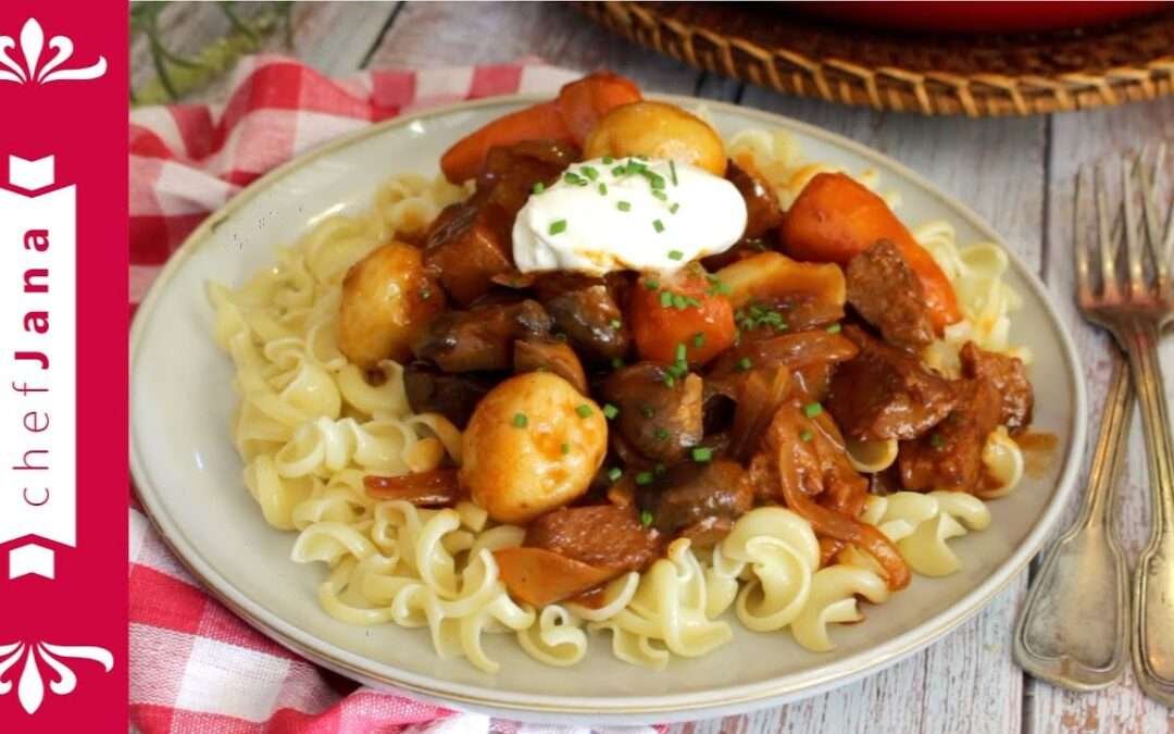 MY VERSION OF MY GRANDMA'S PAPRIKA STEW – GERMAN GOULASH