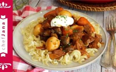MY VERSION OF MY GRANDMA'S PAPRIKA STEW – GERMAN GOULASH