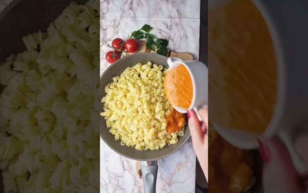 How to make homemade paprika sauce with juicy mushrooms filled with cheese | Recipe in comments/Subs