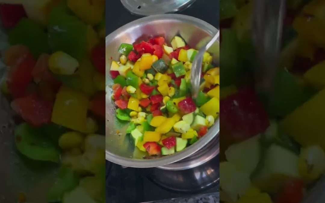 Spinach Rice with Veggie Paprika Sauce | #spinach #rice #paprika #trending #cooking #easyrecipe