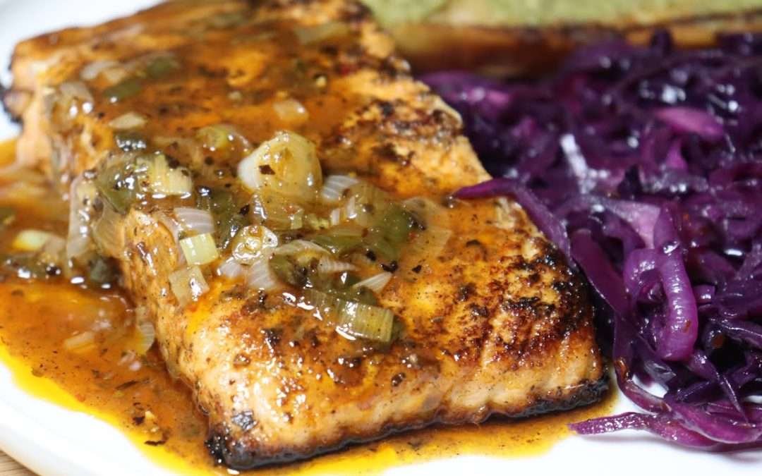 SMOKED PAPRIKA SALMON  SERVED WITH  PURPLE  CABBAGE COOKED IN VINEGAR | HOW TO COOK SALMON | FISH