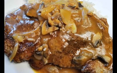 Easy Smothered Pork Steak Recipe for Beginners
