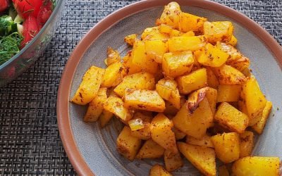 Best roasted potatoes. How to make oven roasted potatoes. Baked potatoes with a crispy crust.