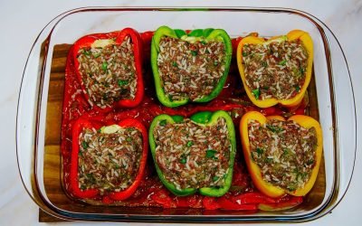Easy and Delicious Stuffed Bell Peppers with Minced Beef and Rice Recipe!