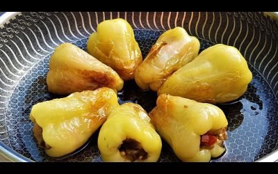 Simple and healthy recipe bell pepper stuffed with vegetables.