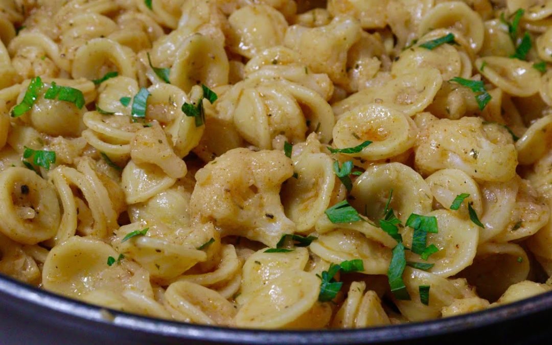 EASY CAULIFLOWER PASTA RECIPE | DINNER RECIPE | ORECCHIETTE WITH CAULIFLOWER