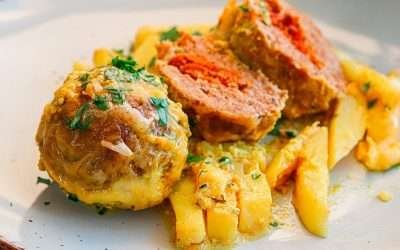 This Recipe with Minced Meat will Surprise Everyone! Stuffed Meatballs and Potatoes in Oven!
