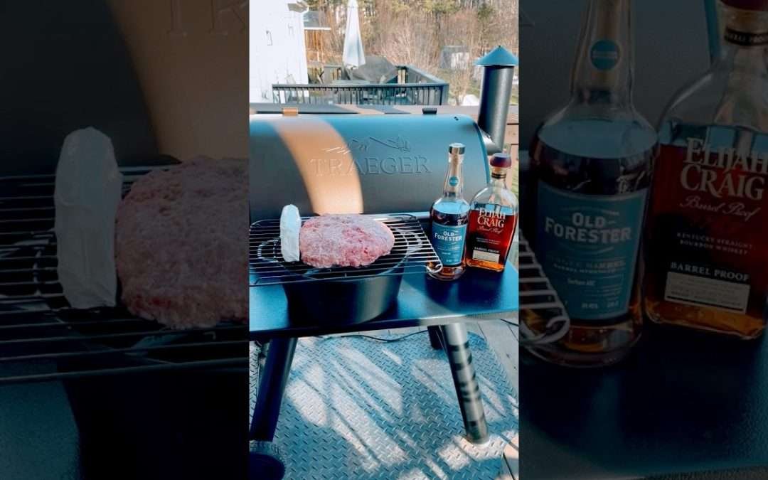 MUST HAVE SMOKED CHILI? #trending #viralshorts #usa #bbq #viralvideos #shorts #traeger #whisky
