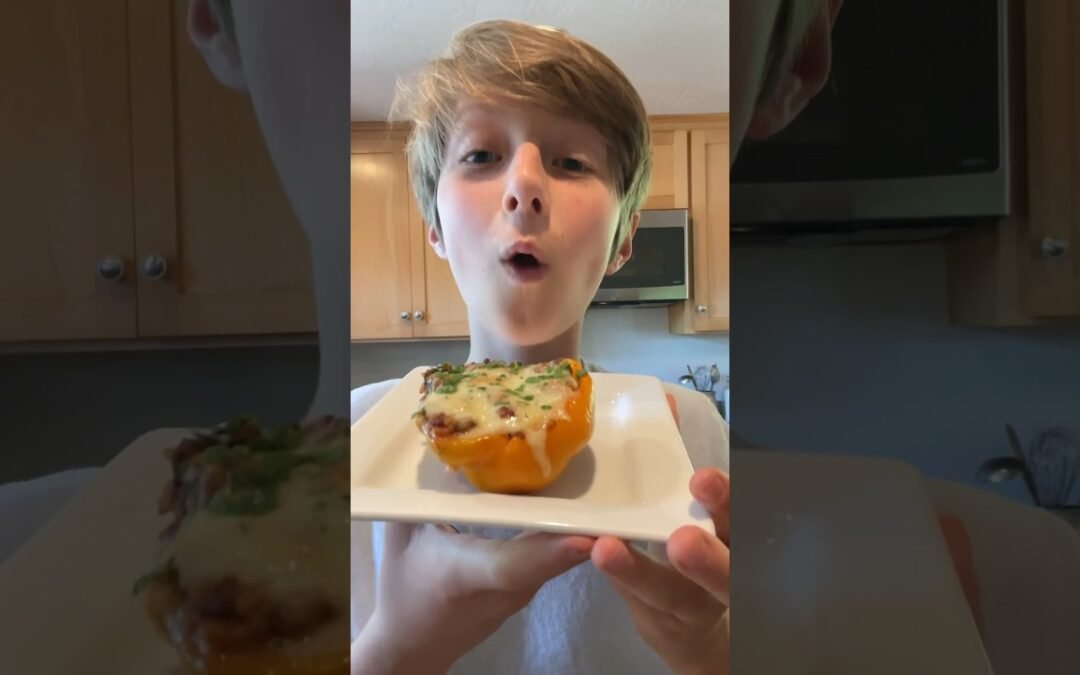 Stuffed Peppers! #shorts #fyp #viral #recipe #food #chef #cooking #trending #beef #cheese